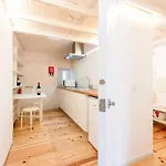 Alfama's Charm * 리스본